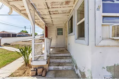 307 N Lowell, Lake Elsinore, CA 92530 - Photo 7