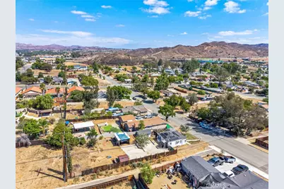 307 N Lowell, Lake Elsinore, CA 92530 - Photo 39