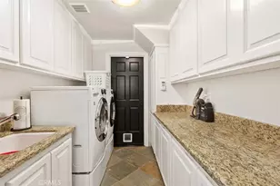 22499 Bear Creek Dr, Murrieta, CA 92562 - Photo 37