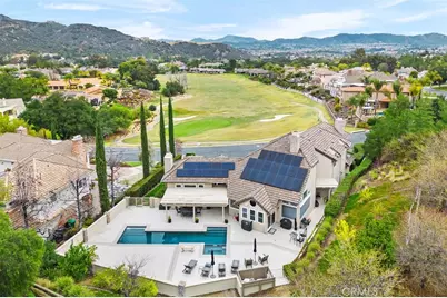 22499 Bear Creek Drive, Murrieta, CA 92562 - Photo 43