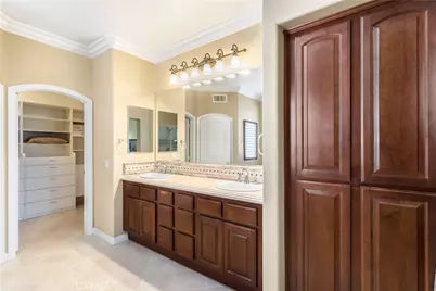 30279 Ravenswood Circle, Murrieta, CA 92563 - Photo 21