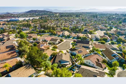 30279 Ravenswood Circle, Murrieta, CA 92563 - Photo 45