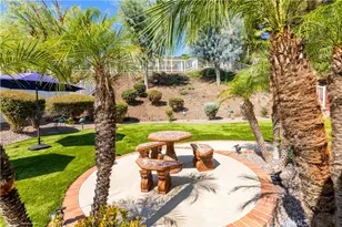 30279 Ravenswood Cir, Murrieta, CA 92563 - Photo 39