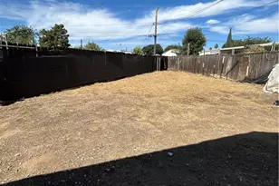 31090 Robertson, Homeland, CA 92548 - Photo 11