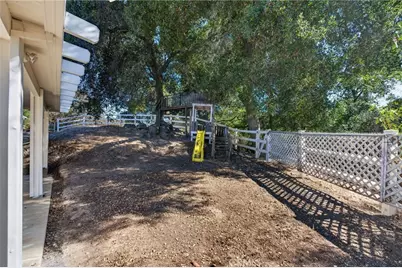 33515 Hidden Hollow, Wildomar, CA 92595 - Photo 29