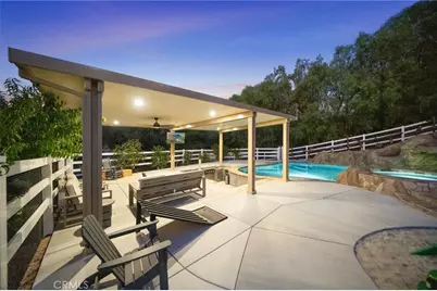 40910 Via Media, Temecula, CA 92591 - Photo 9