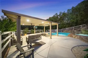 40910 Via Media, Temecula, CA 92591 - Photo 9