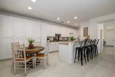 30321 Mayacamas Drive, Murrieta, CA 92563 - Photo 7