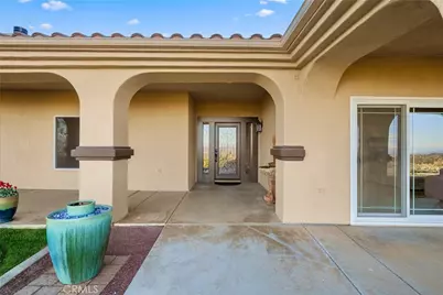 40055 Valle Vista, Murrieta, CA 92562 - Photo 11