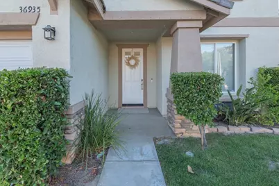 36935 Cordella Ln, Murrieta, CA 92563 - Photo 3