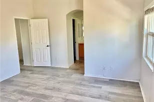 25192 Meadow Walk, Murrieta, CA 92562 - Photo 11