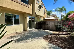 25192 Meadow Walk, Murrieta, CA 92562 - Photo 19