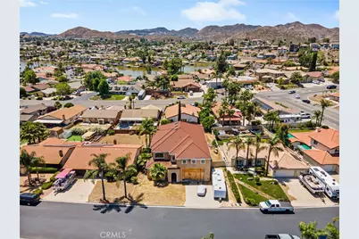22661 Cove View Street, Canyon Lake, CA 92587 - Photo 11