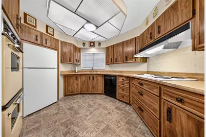 1525 W Oakland Avenue #106, Hemet, CA 92543 - Photo 11