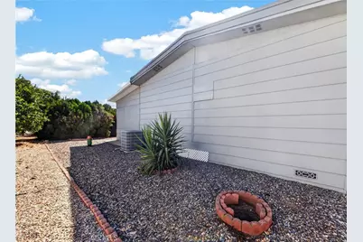 1525 W Oakland Avenue #106, Hemet, CA 92543 - Photo 19