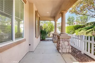 27696 Passion Flower Ct, Murrieta, CA 92562 - Photo 5