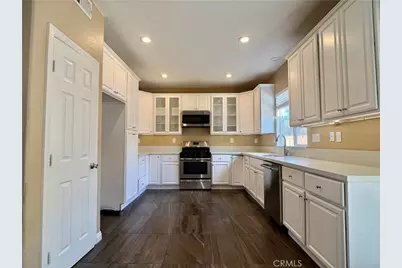 19880 Silverwood Drive, Lake Elsinore, CA 92530 - Photo 7