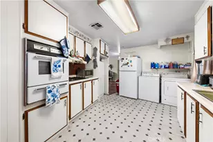 725 W Thornton, Hemet, CA 92543 - Photo 9