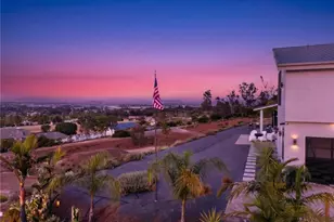 42950 Ivy St, Murrieta, CA 92562 - Photo 11