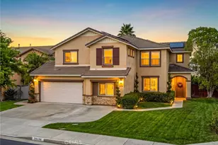 26136 Castle Ln, Murrieta, CA 92563 - Photo 3