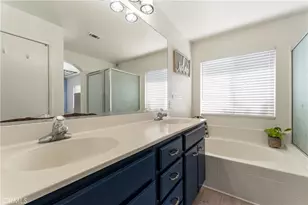 31623 Granville Dr, Winchester, CA 92596 - Photo 11