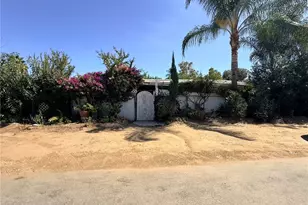 21240 Illinois, Wildomar, CA 92595 - Photo 1