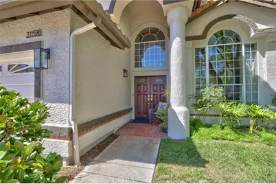 31596 Corte Rosario, Temecula, CA 92592 - Photo 5