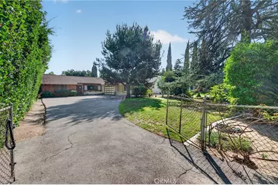 36 E Longden, Arcadia, CA 91006 - Photo 3