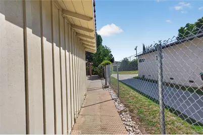 36 E Longden, Arcadia, CA 91006 - Photo 57