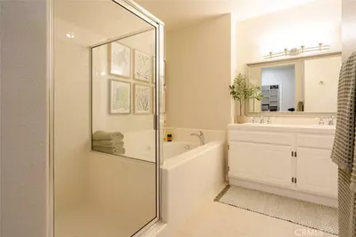 14 Bayley, Ladera Ranch, CA 92694 - Photo 17