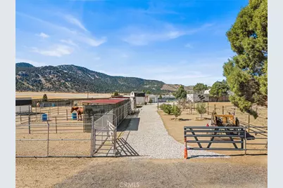 45675 Falling Springs, Baldwin Lake, CA 92314 - Photo 15