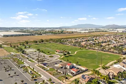 702 Gloriosa Avenue, Perris, CA 92571 - Photo 37