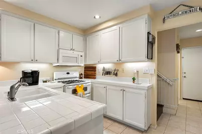 31622 Heather Way, Temecula, CA 92592 - Photo 13