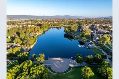 40249 Danbury Court, Temecula, CA 92591 - Photo 45