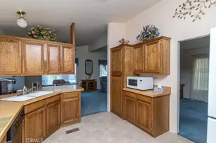 5001 W Florida, Hemet, CA 92545 - Photo 5