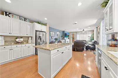 140 McCarron, Hemet, CA 92545 - Photo 13