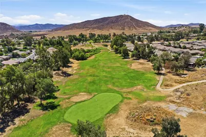 140 McCarron, Hemet, CA 92545 - Photo 39