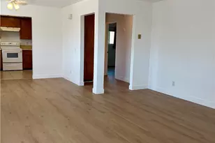 308 Hillside Ct, Vista, CA 92084 - Photo 9