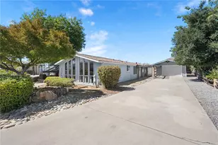 24386 Cornstalk Rd, Wildomar, CA 92595 - Photo 1