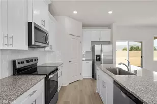 14811 Indigo, Apple Valley, CA 92307 - Photo 3