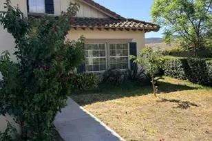 24399 Saddlebag Ct, Murrieta, CA 92562 - Photo 3