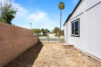 1207 Brentwood, Hemet, CA 92545 - Photo 27