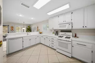 41959 Cameryn Ct, Murrieta, CA 92562 - Photo 21