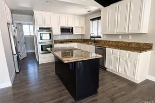 30295 Longhorn Dr, Canyon Lake, CA 92587 - Photo 5