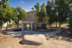 30295 Longhorn Dr, Canyon Lake, CA 92587 - Photo 21