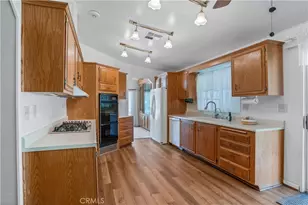 2525 Apple Tree, Hemet, CA 92545 - Photo 9