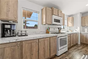 33201 Benner St, Lake Elsinore, CA 92530 - Photo 11