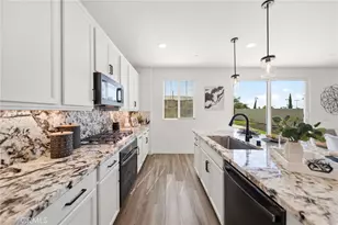 32129 Dymondia Wy, Temecula, CA 92591 - Photo 17