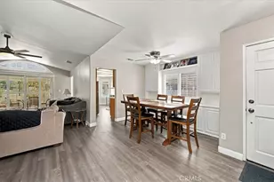 40472 Via Amapola, Murrieta, CA 92562 - Photo 9