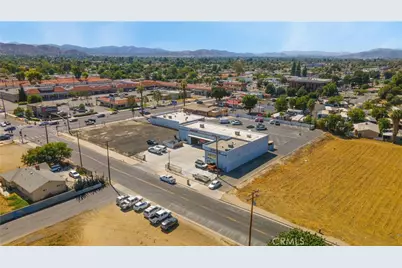 125 N Yale, Hemet, CA 92544 - Photo 5